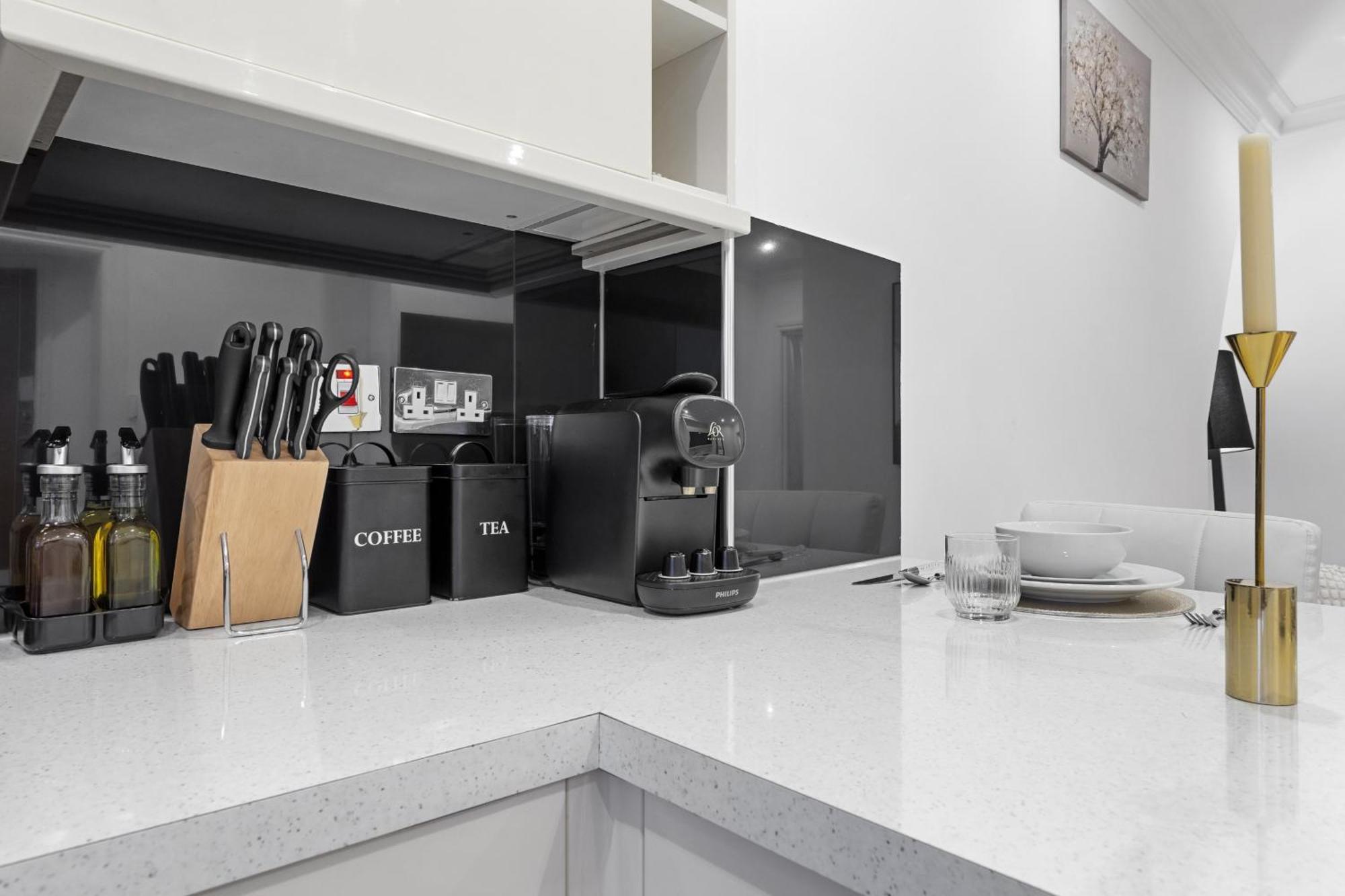 The High Street Kensington Boutique Appartement Londen Buitenkant foto